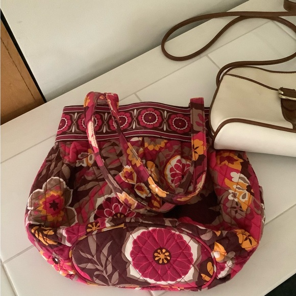 Vera Bradley, Liz Claiborne, Nine & CO Bags. 👜 - Picture 2 of 11